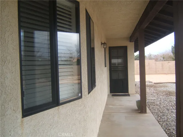 $2,800 | 20180 Ottawa Road, Apple Valley, CA 92308