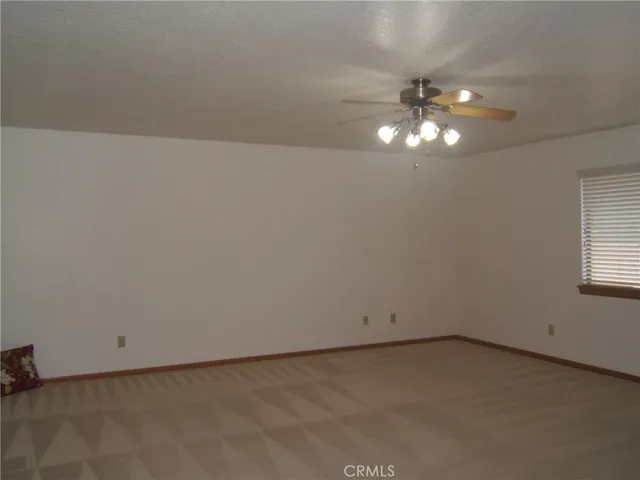 $2,800 | 20180 Ottawa Road, Apple Valley, CA 92308