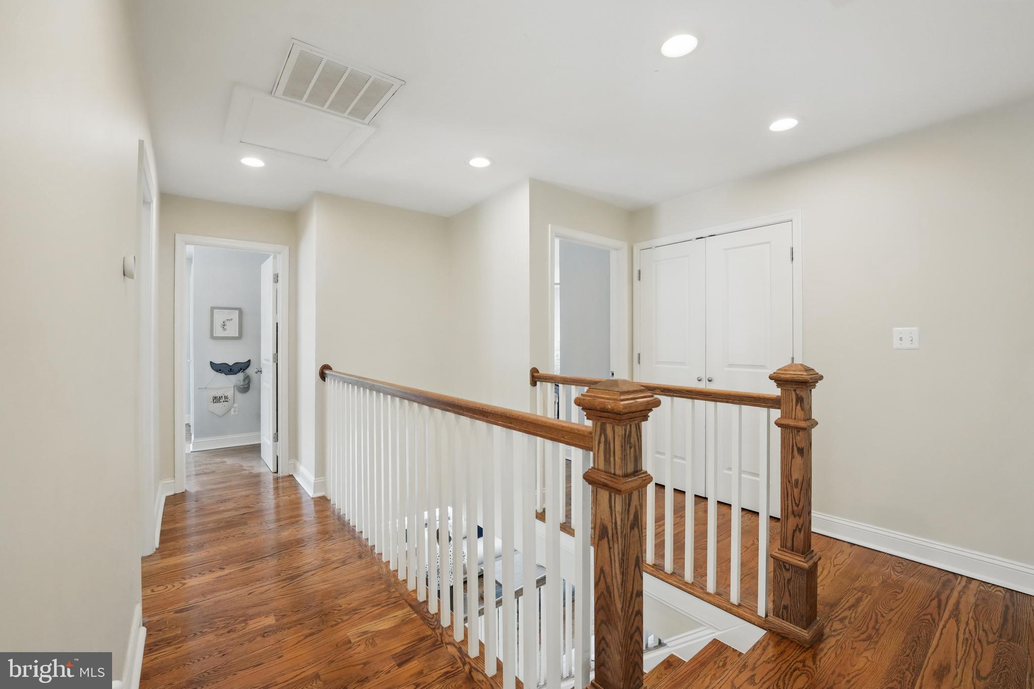 6930 27th Road North Arlington, VA 22213 - Photo 19 of 51 a view of a hallway with wooden floor and entryway