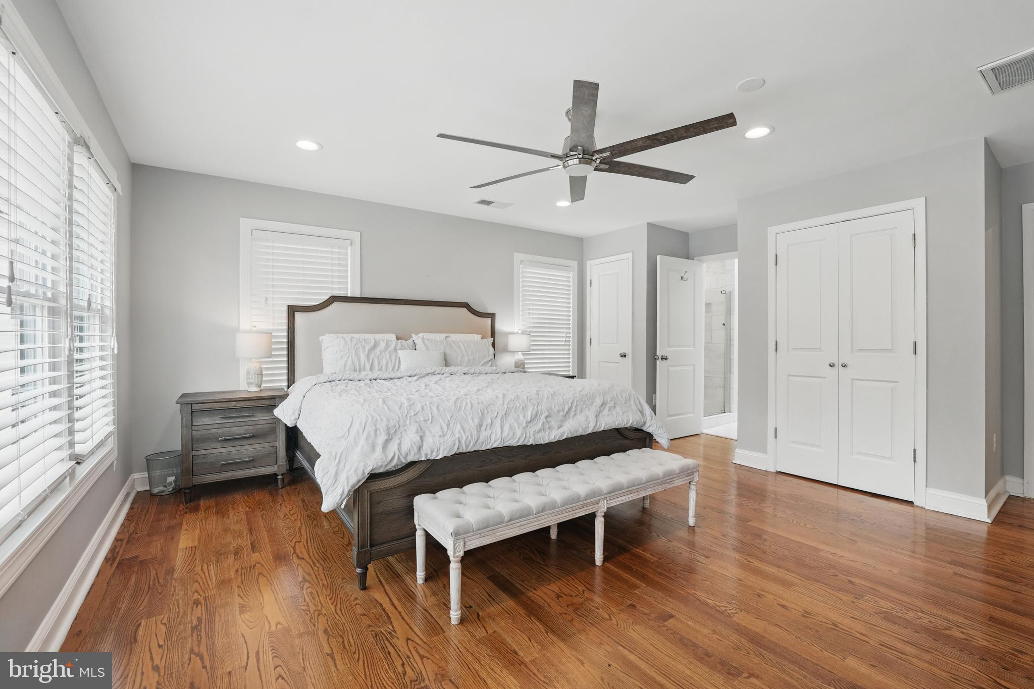 6930 27th Road North Arlington, VA 22213 - Photo 22 of 51 a bedroom with a bed and a table