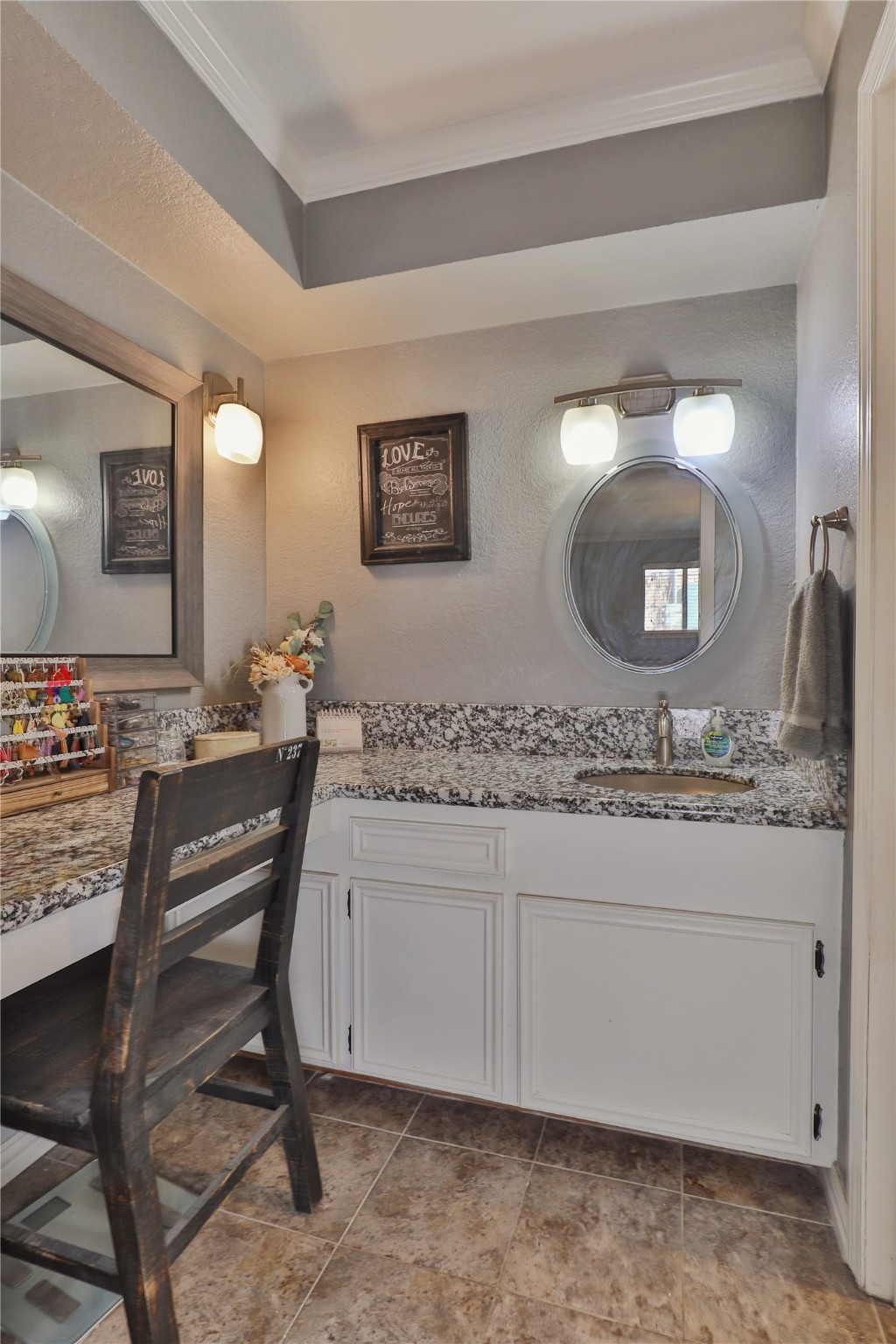 1 Shallowbrook Street Angleton, TX 77515 - Photo 16 of 30 a view of a workspace room