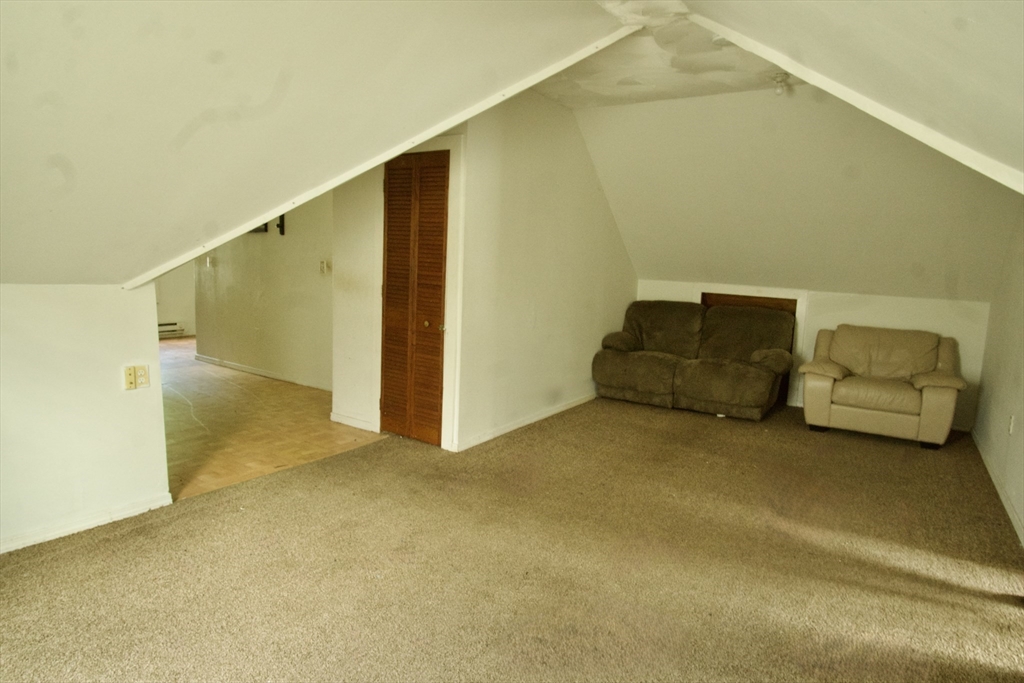 59-61 Carlisle Street Springfield, MA 01109 - Photo 4 of 10