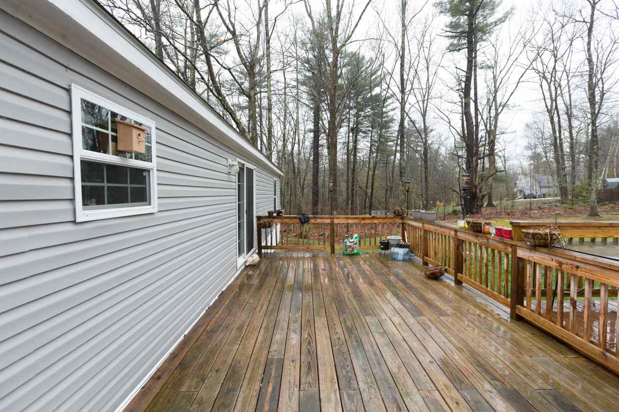 269 Island Pond Road Derry, NH 03038 - Photo 28 of 32