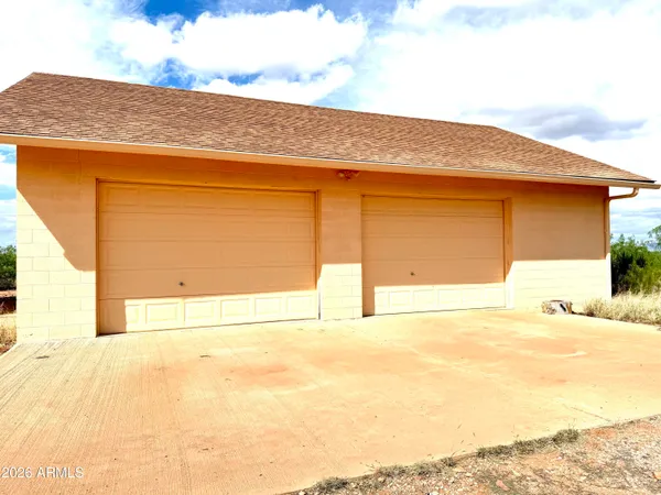 $525,000 | 6961 East Palo Alto Road, Sierra Vista, AZ 85650