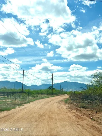 $525,000 | 6961 East Palo Alto Road, Sierra Vista, AZ 85650