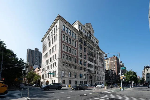 $2,710,000 | 305 2nd Avenue, Unit 542 | Gramercy