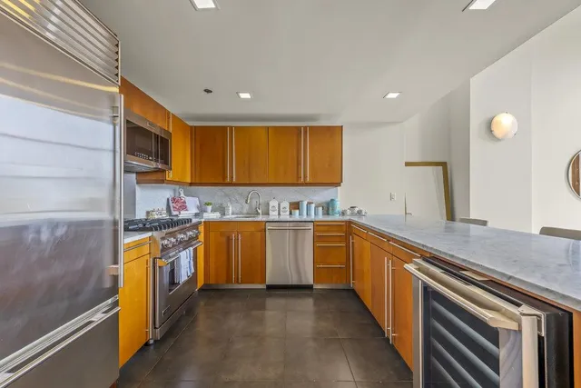 $2,710,000 | 305 2nd Avenue, Unit 542 | Gramercy