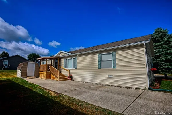 $105,000 | 2670 Biscayne Court, Lapeer, MI 48446