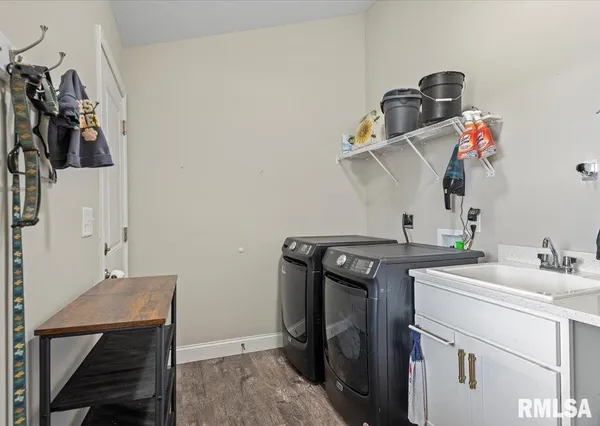 $575,000 | 3601 Peach Tree Drive, Springfield, IL 62711