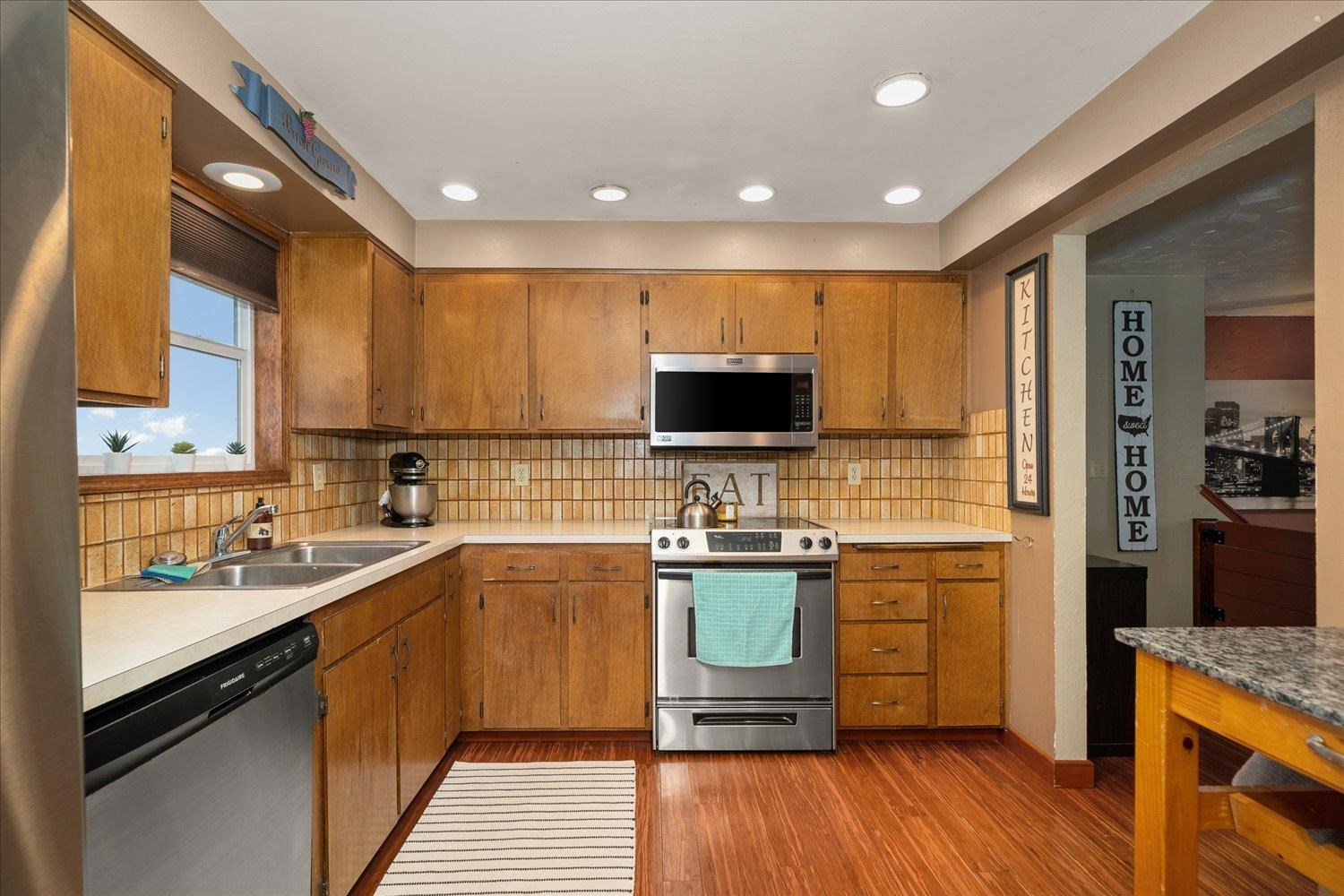 1202 Gary Street Cheney, WA 99004 - Photo 6 of 24 Gallery Image 6