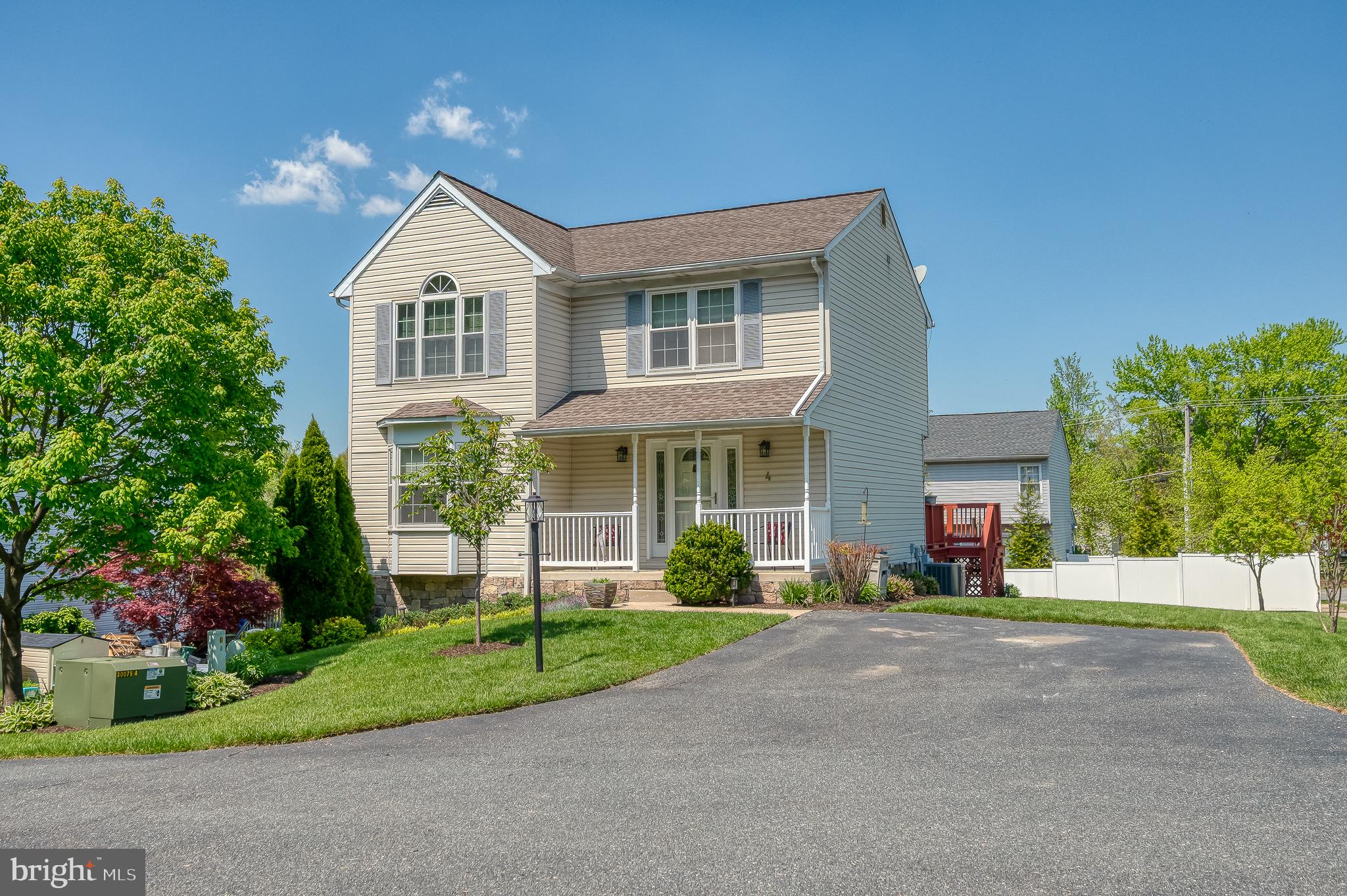 4 Kings Place Nottingham, MD 21236 - Photo 14 of 55 Lots of parking !