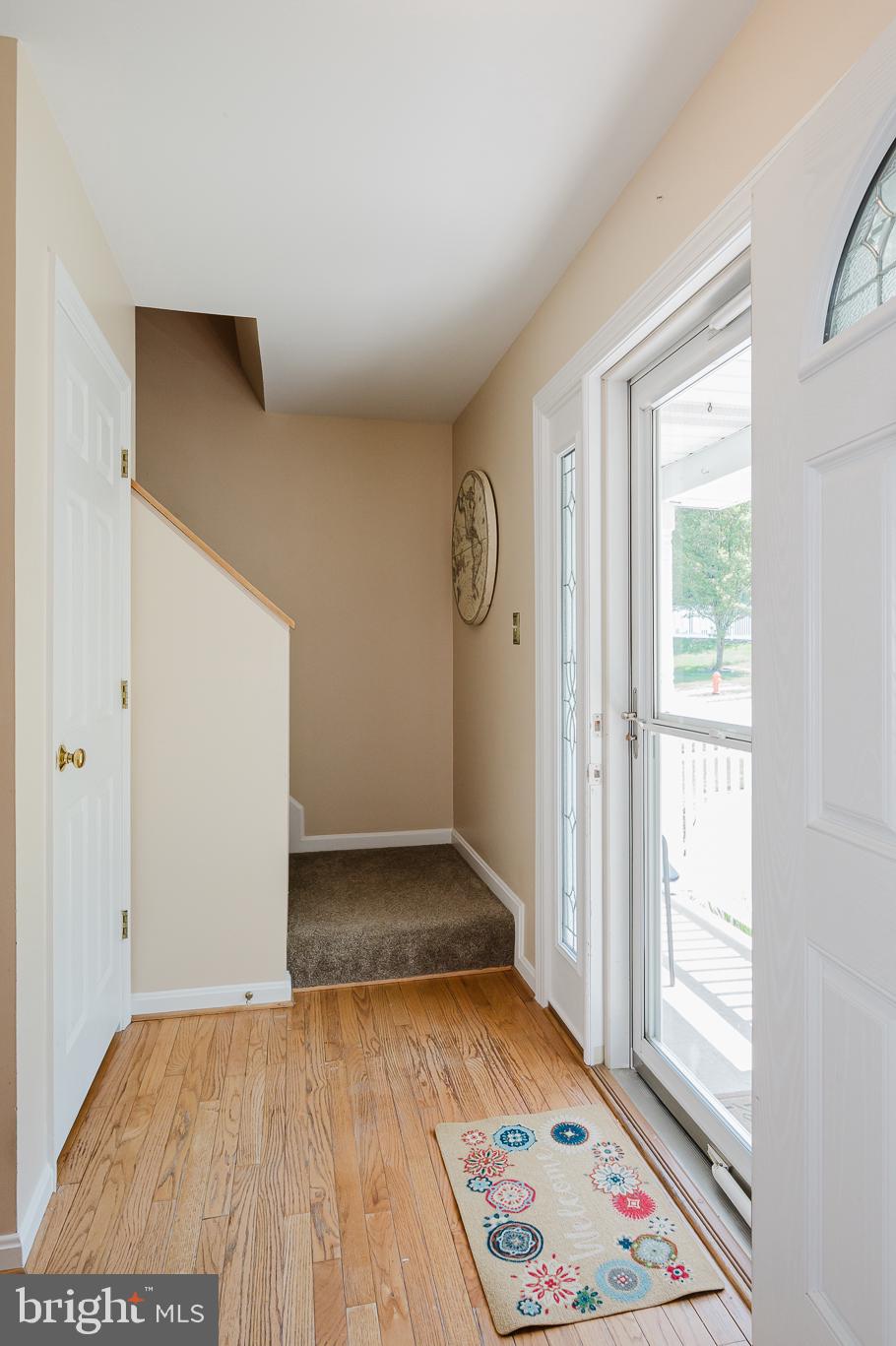 4 Kings Place Nottingham, MD 21236 - Photo 15 of 55 Welcoming entryway with natural light.