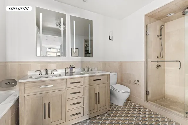 $2,600,000 | 120 West 72nd Street, Unit 8B | Upper West Side