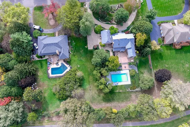 $1,300,000 | 4143 3 Lakes Court, Long Grove, IL 60047