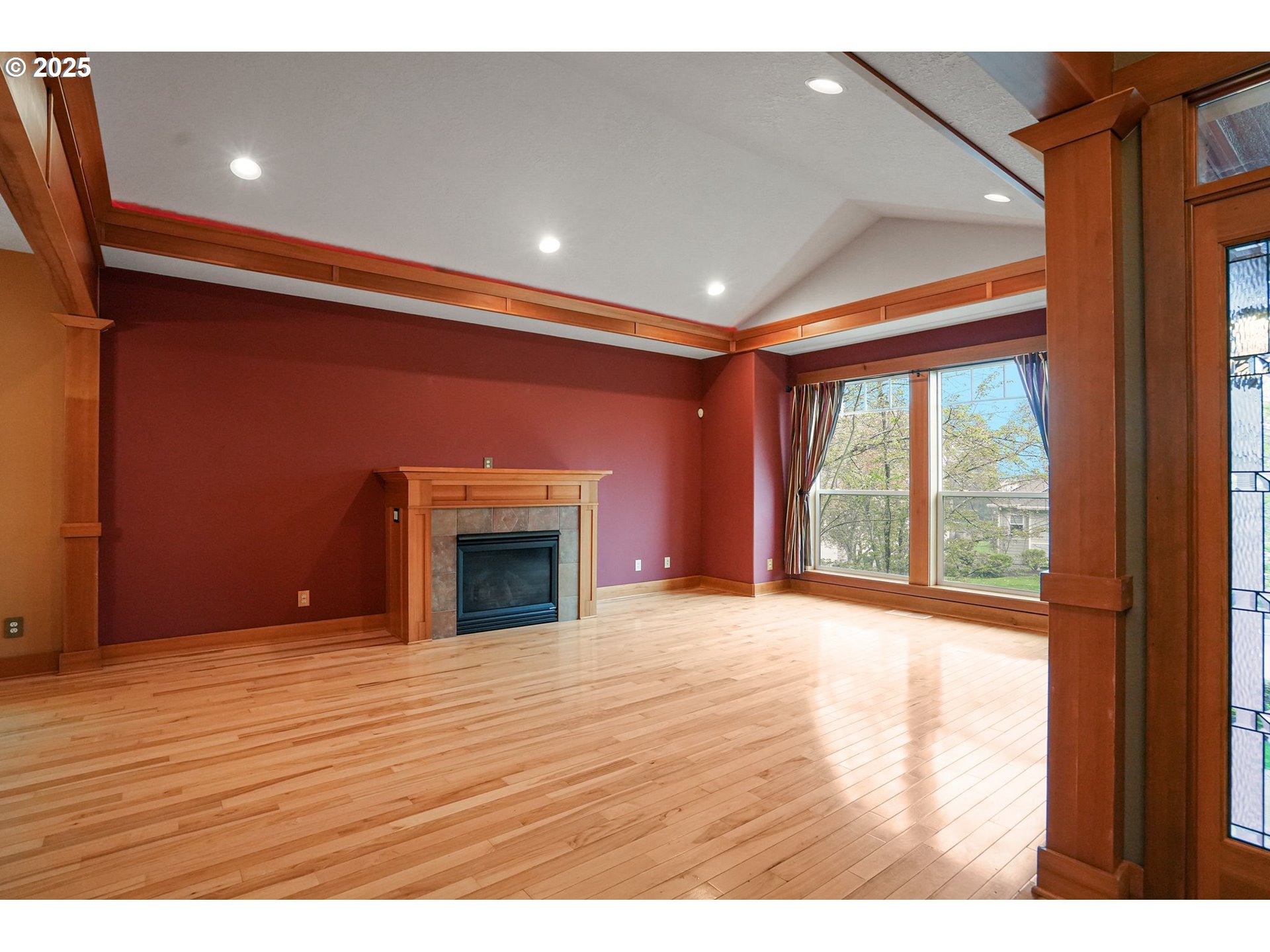 320 Tillicum Silverton, OR 97381 - Photo 11 of 48