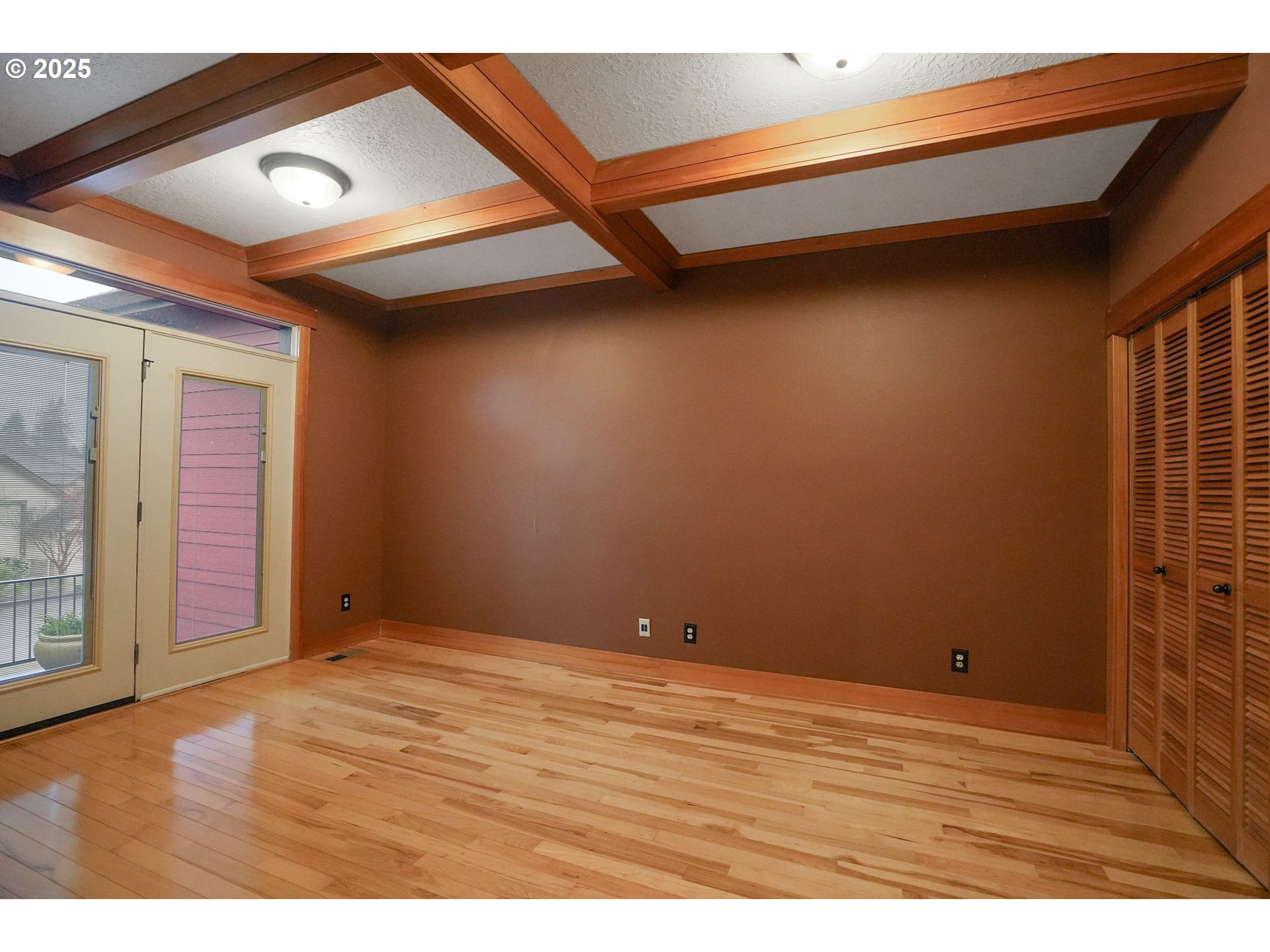 320 Tillicum Silverton, OR 97381 - Photo 16 of 48