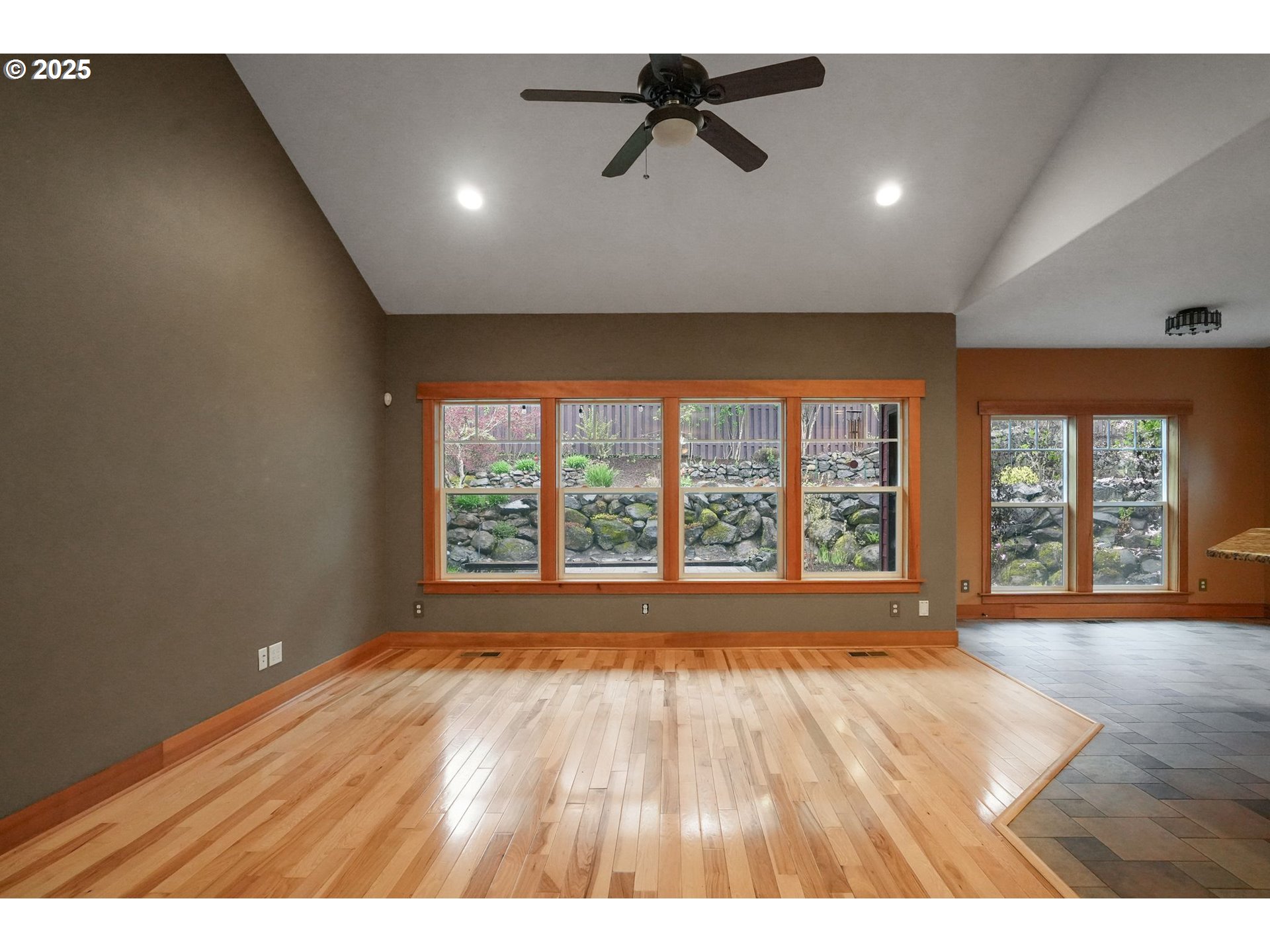 320 Tillicum Silverton, OR 97381 - Photo 18 of 48