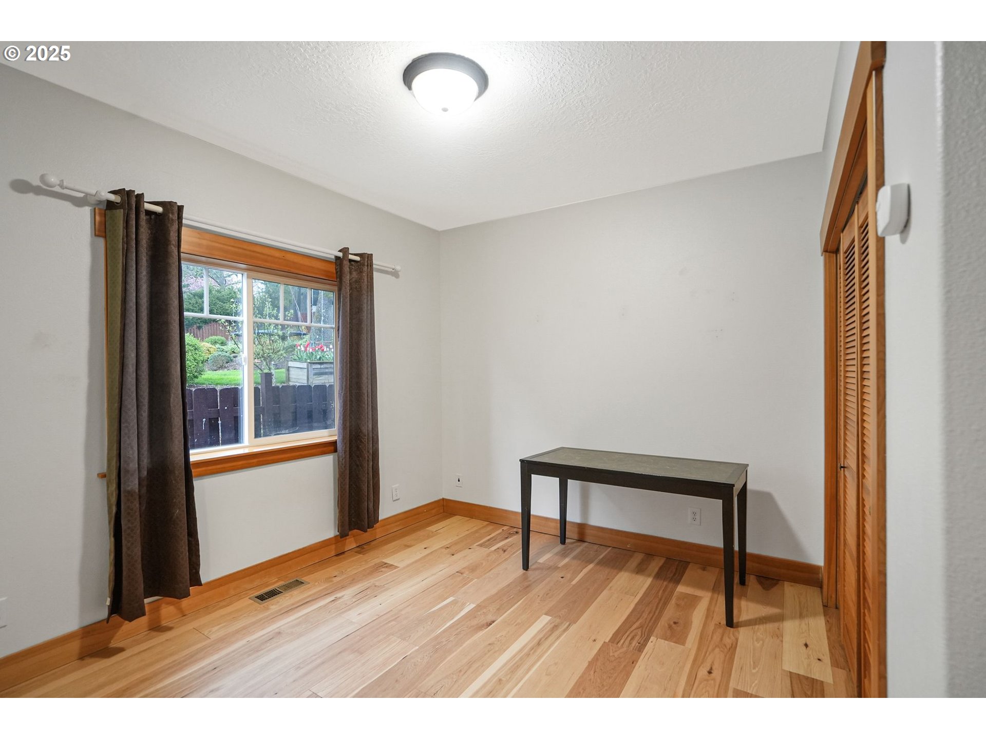 320 Tillicum Silverton, OR 97381 - Photo 35 of 48