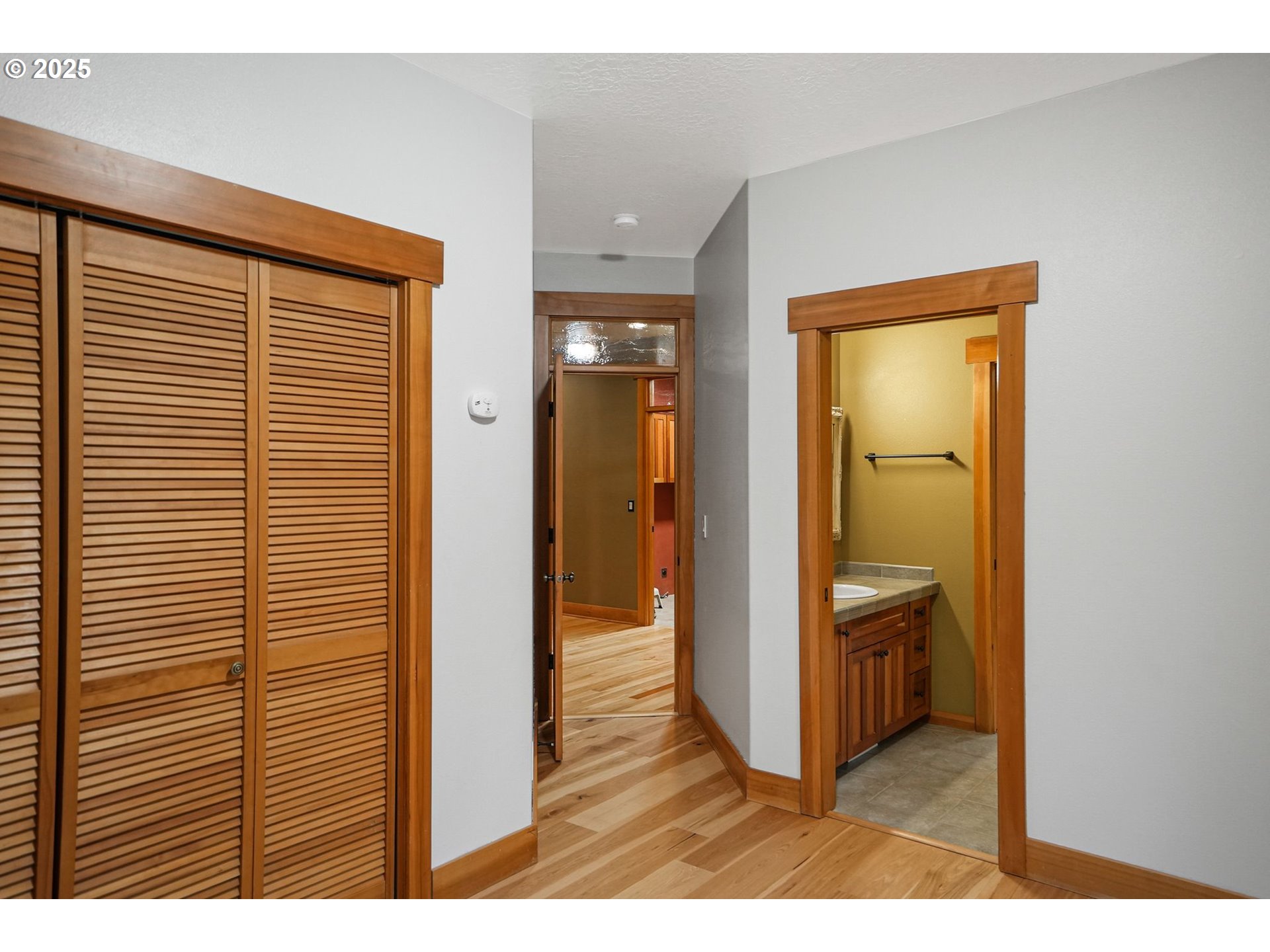 320 Tillicum Silverton, OR 97381 - Photo 36 of 48