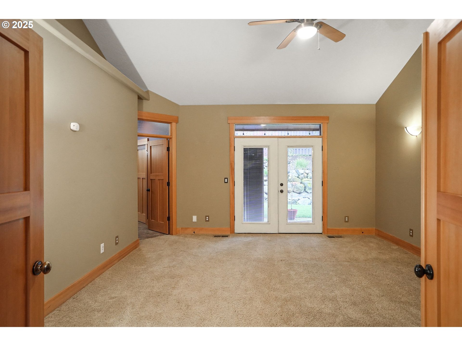 320 Tillicum Silverton, OR 97381 - Photo 37 of 48