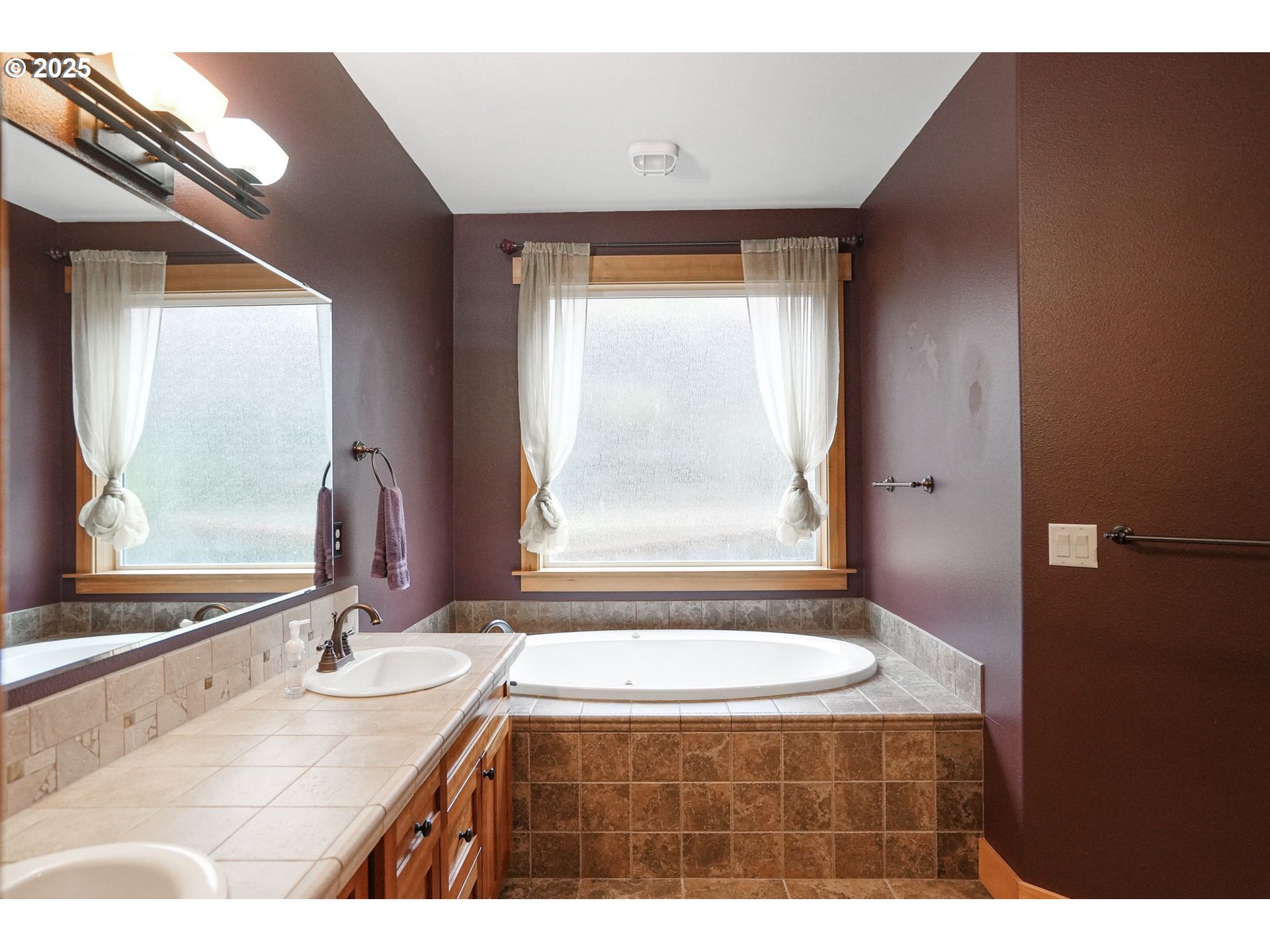 320 Tillicum Silverton, OR 97381 - Photo 40 of 48