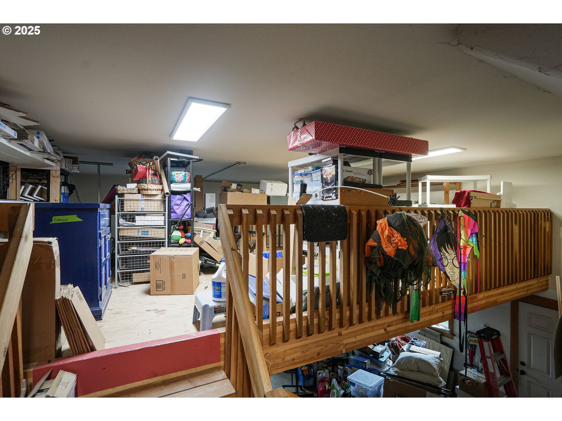 320 Tillicum Silverton, OR 97381 - Photo 45 of 48