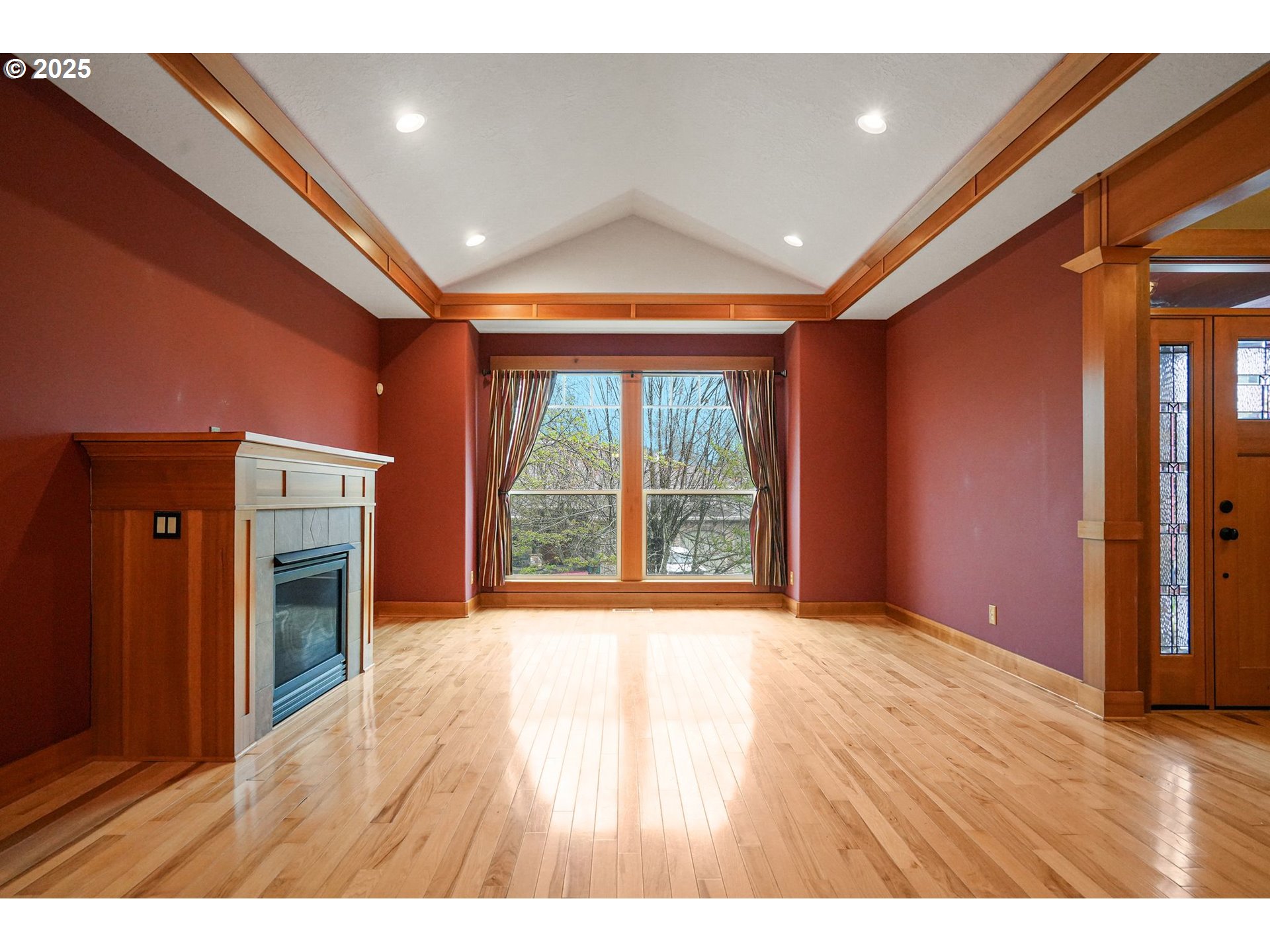 320 Tillicum Silverton, OR 97381 - Photo 9 of 48