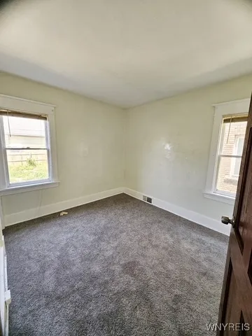 $1,400 | 706 East Delavan Avenue, Buffalo, NY 14215