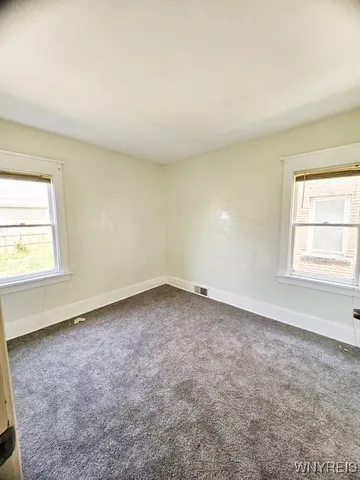 $1,400 | 706 East Delavan Avenue, Buffalo, NY 14215