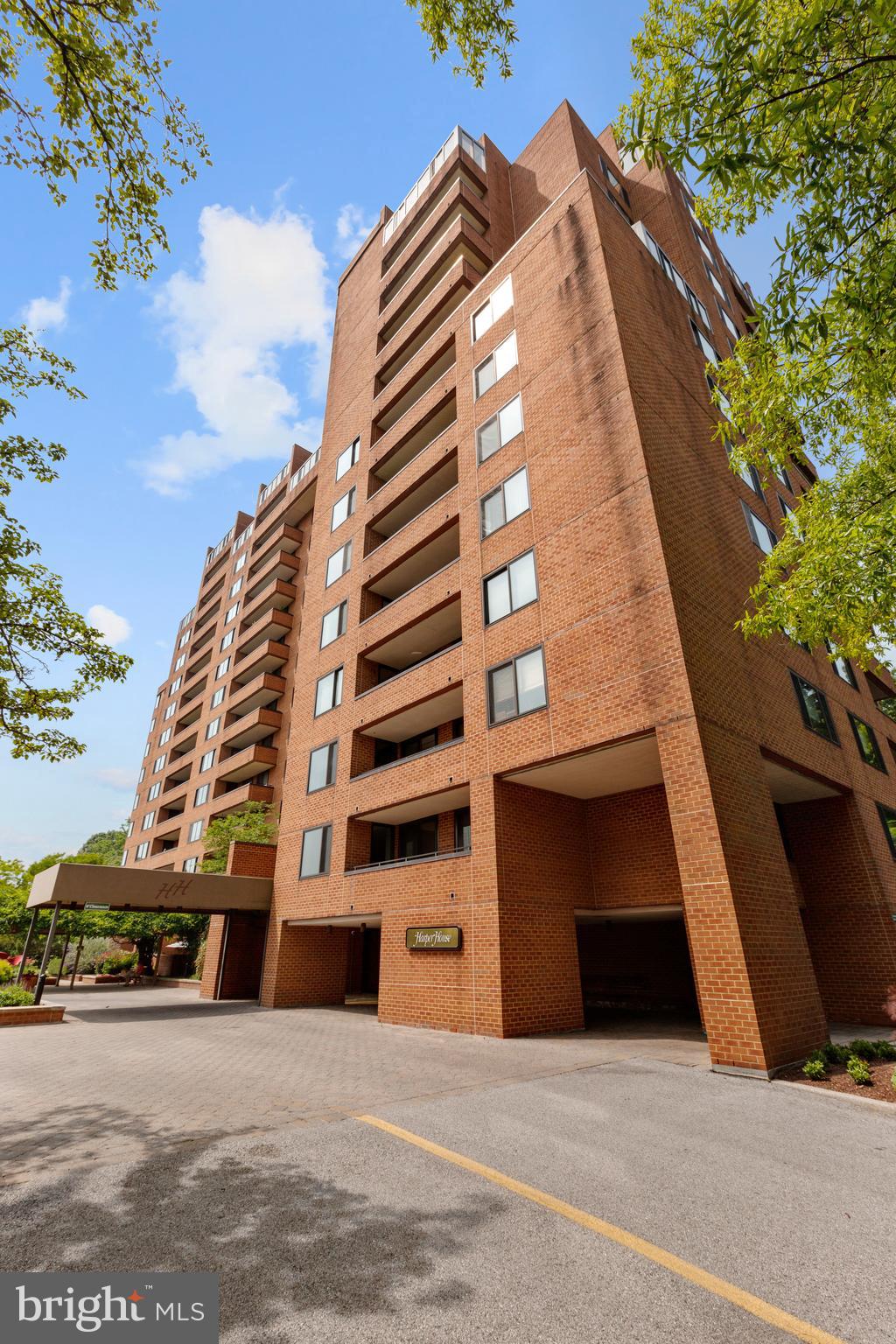111 Hamlet Hill Road, Unit 1109 Baltimore, MD 21210 - Photo 1 of 32 Gallery Image 1