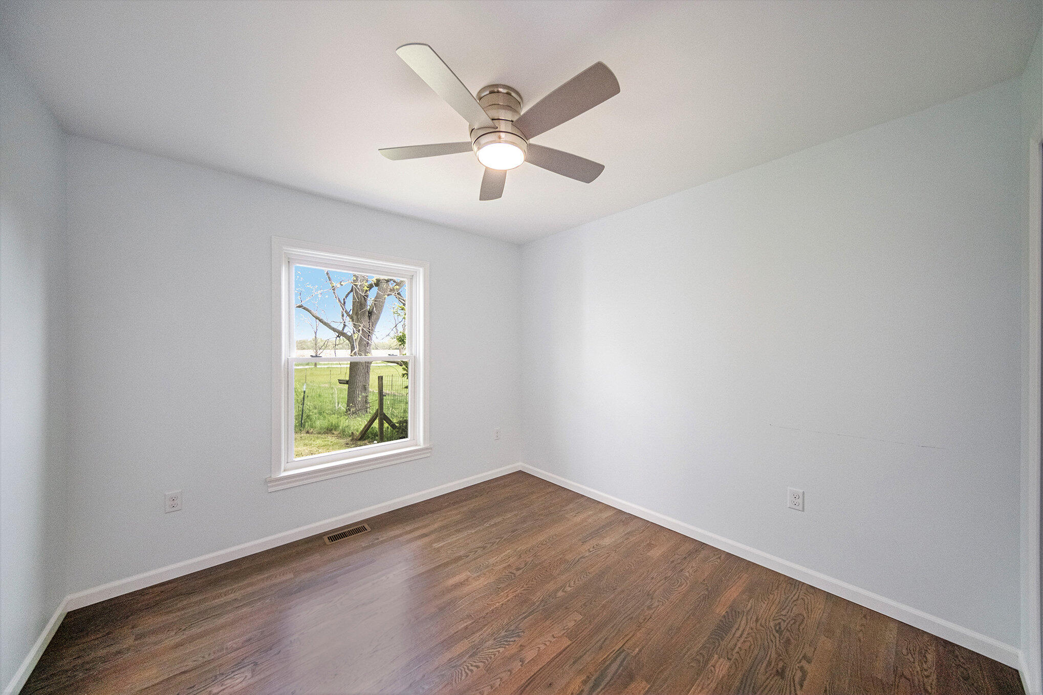 11840 Hogan Road Clinton, MI 49236 - Photo 25 of 47 023_sbp_16