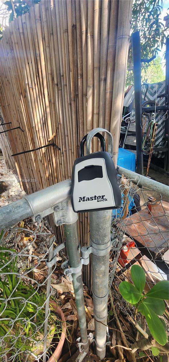 6455 Southwest 33rd Street Miami, FL 33155 - Photo 11 of 11