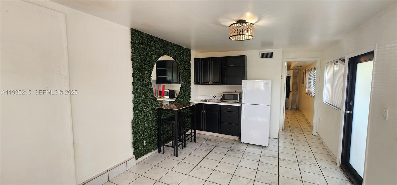 6455 Southwest 33rd Street Miami, FL 33155 - Photo 5 of 11