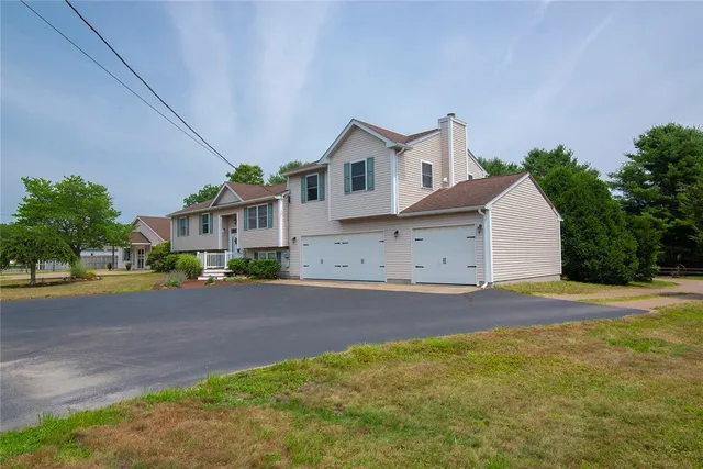 $1,195,000 | 350 Narrow Lane, Charlestown, RI 02813
