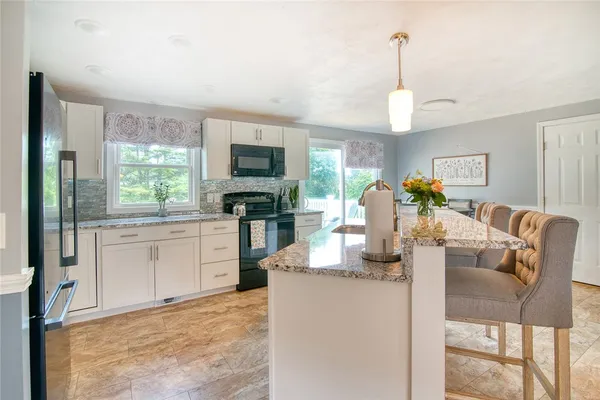 $1,195,000 | 350 Narrow Lane, Charlestown, RI 02813