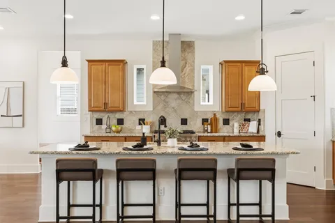 $625,000 | 1009 Scenic Drive, Georgetown, TX 78626