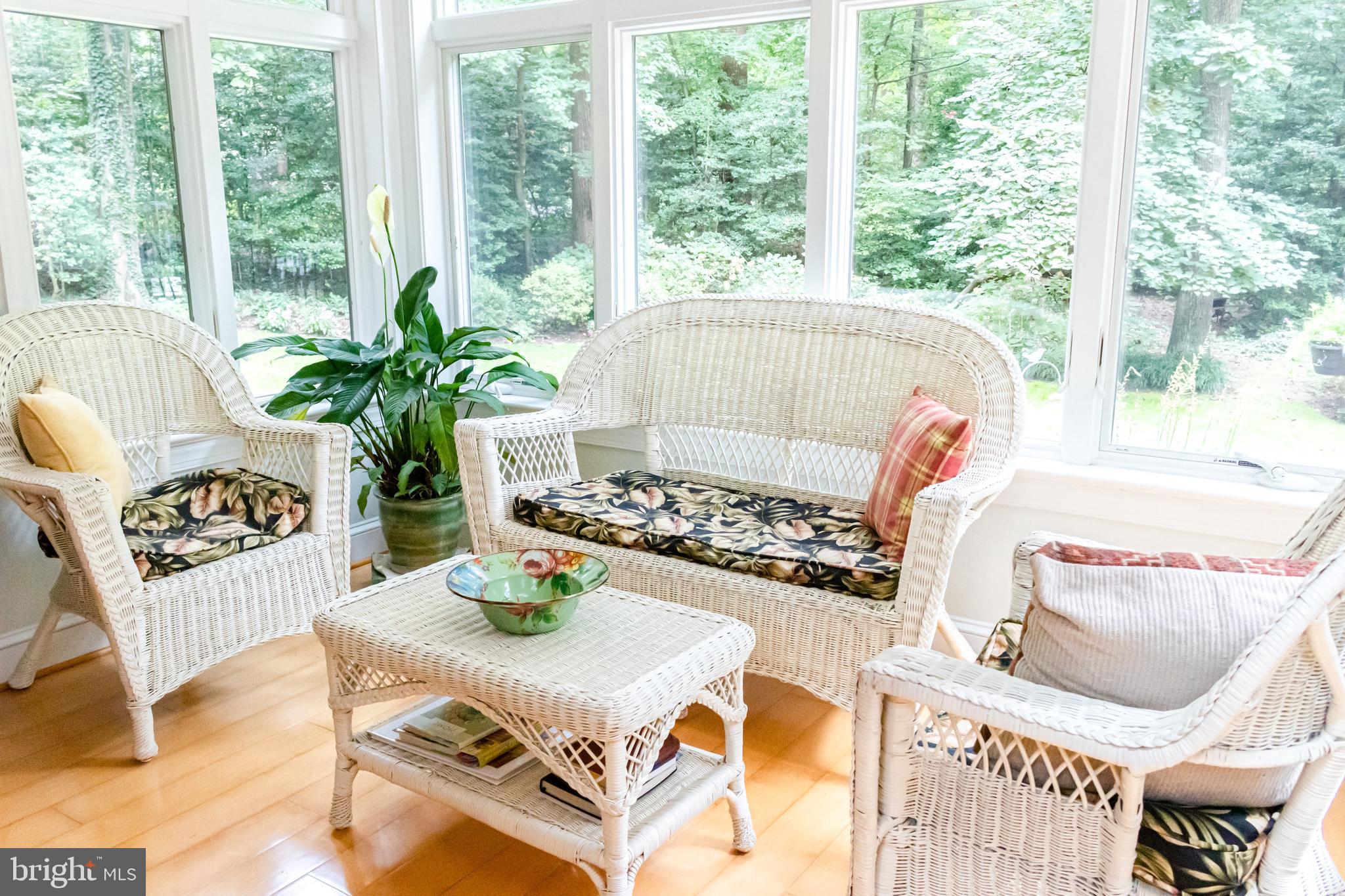 5100 Gunpowder Road Fairfax, VA 22030 - Photo 20 of 39 Inviting and Bright Sun room