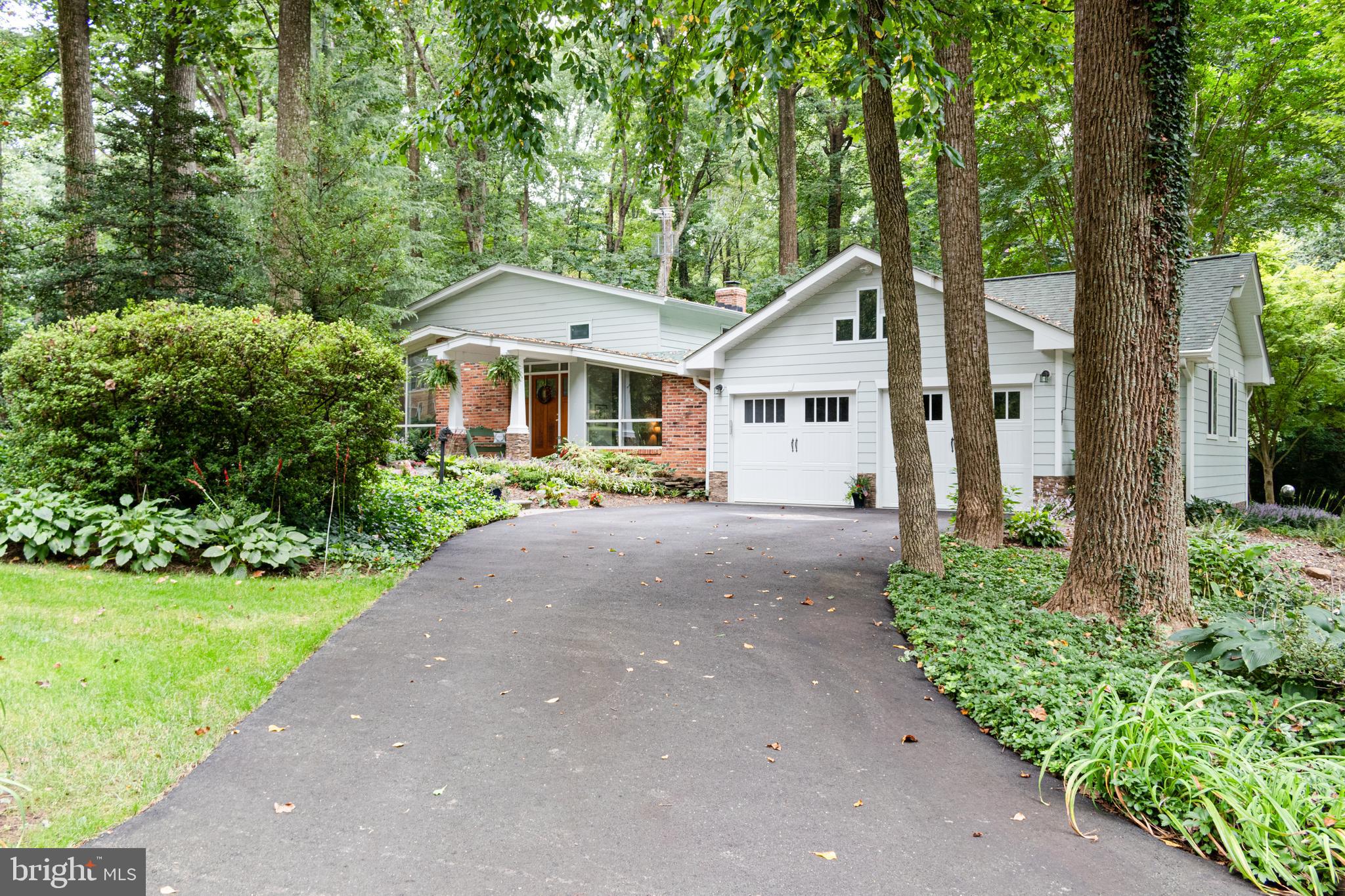 5100 Gunpowder Road Fairfax, VA 22030 - Photo 4 of 39 Long Driveway For Guests to park their cars