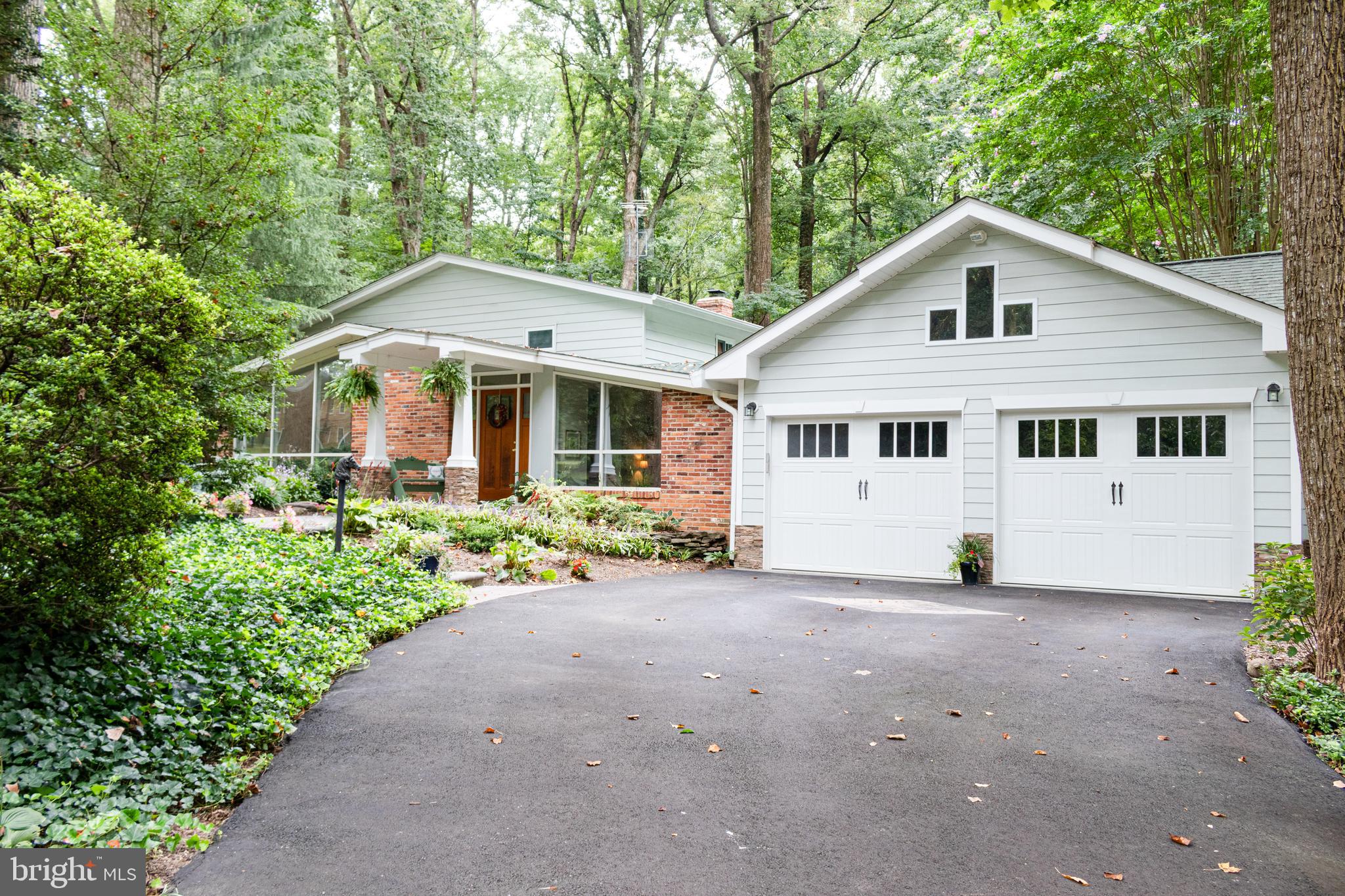 5100 Gunpowder Road Fairfax, VA 22030 - Photo 5 of 39 Two Car Garage