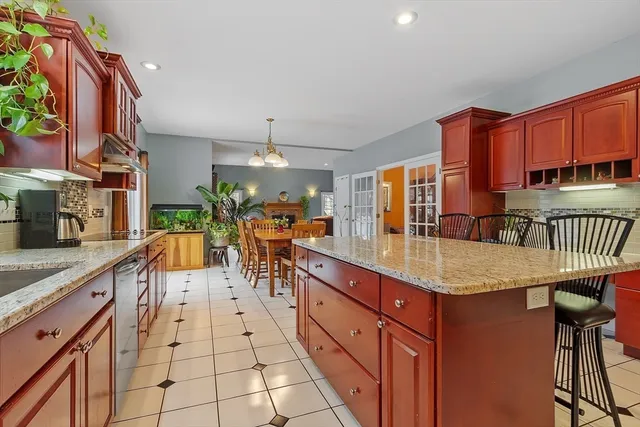 $949,900 | 50 Old Farm Road, Lunenburg, MA 01462