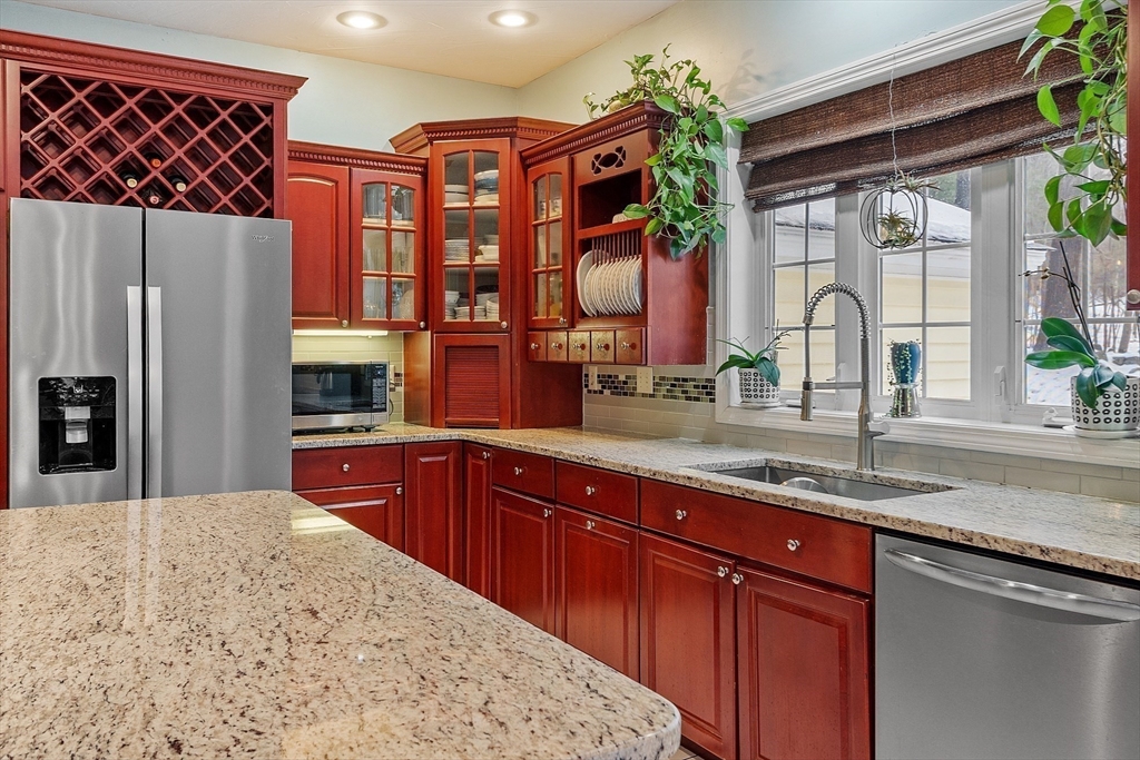 50 Old Farm Road Lunenburg, MA 01462 - Photo 22 of 42