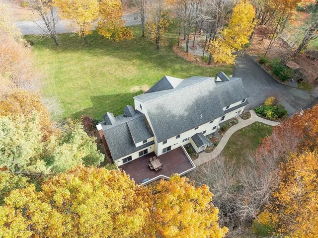 $949,900 | 50 Old Farm Road, Lunenburg, MA 01462