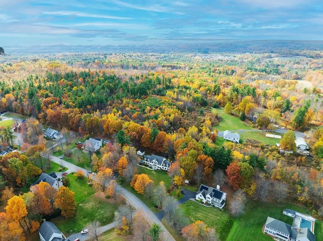 $949,900 | 50 Old Farm Road, Lunenburg, MA 01462