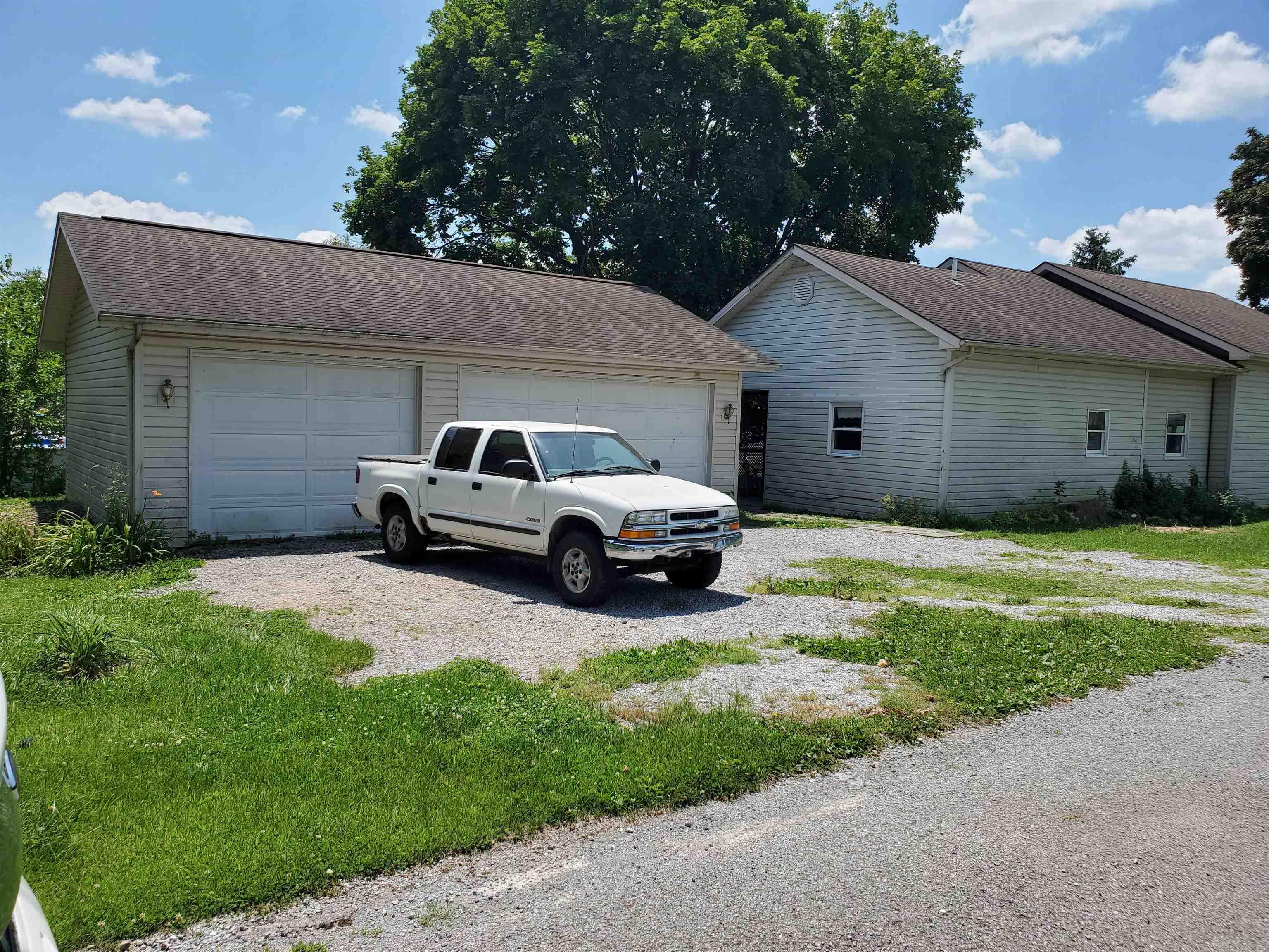 302 North Line Street Churubusco, IN 46723 - Photo 4 of 16