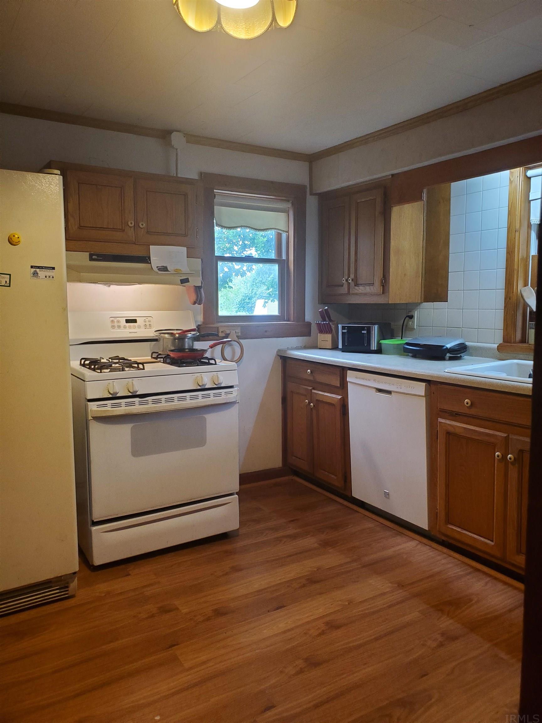 302 North Line Street Churubusco, IN 46723 - Photo 7 of 16