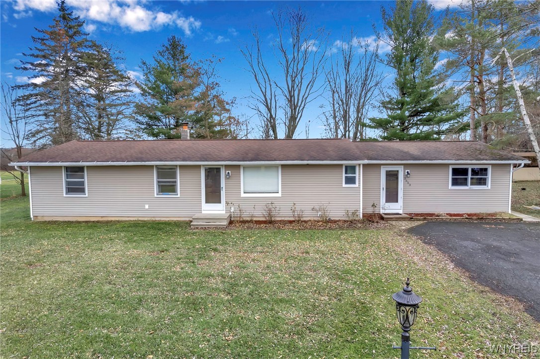 5653 Keck Road Lockport Town, NY 14094 - Photo 3 of 50