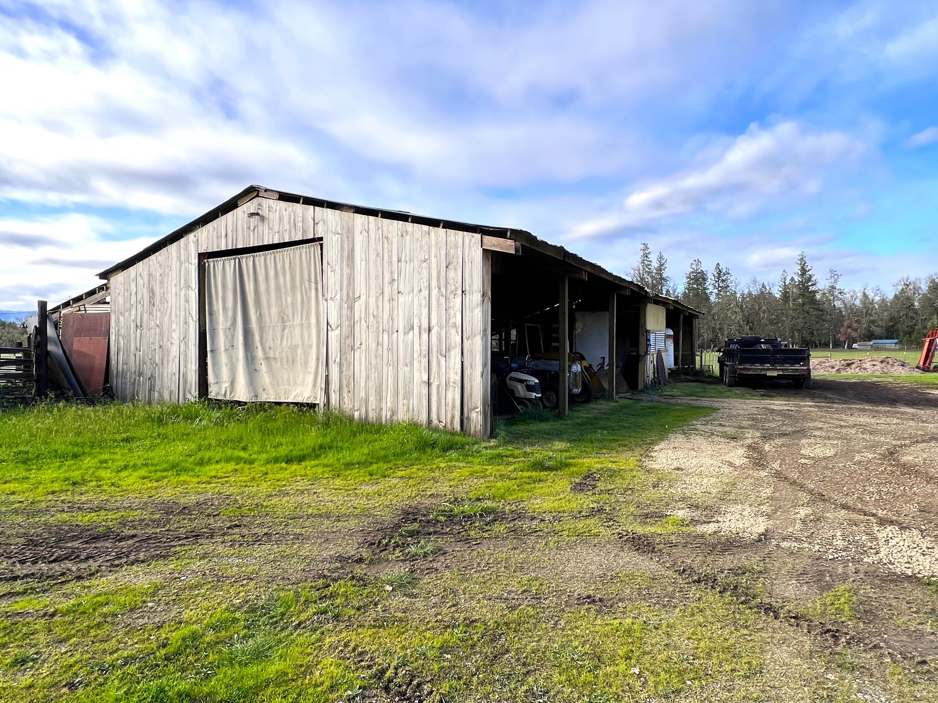 620 Dick George Road Cave Junction, OR 97523 - Photo 82 of 123 pole barn