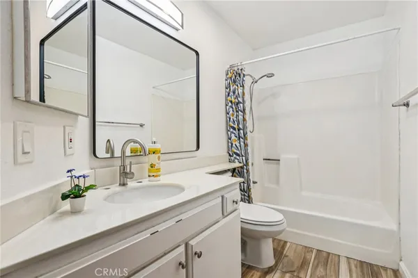 $580,000 | 26127 Frampton Avenue, Unit E, Harbor City, CA 90710