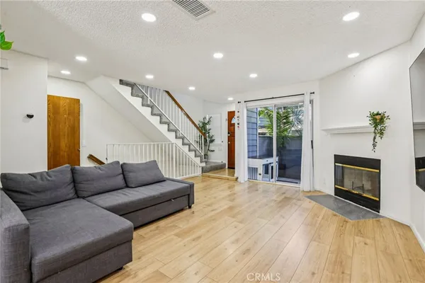 $580,000 | 26127 Frampton Avenue, Unit E, Harbor City, CA 90710