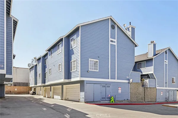 $580,000 | 26127 Frampton Avenue, Unit E, Harbor City, CA 90710